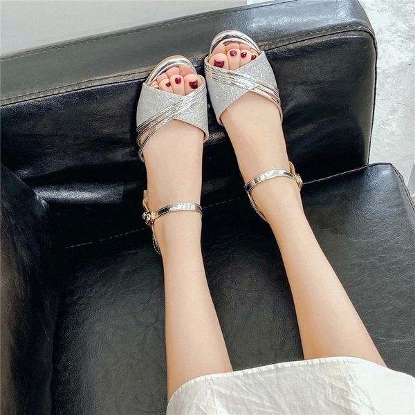 cootelili summer shoes for woman 2020 new fashion sandal glitter powde sandals mid heel gold and sliver womens sandals #015c, Black
cootelili summer shoes for woman 2020 new fashion sandal glitter powde sandals mid heel gold and sliver womens sandals #015c, Black