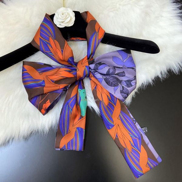 160*13cm new maple bear double-layer printed twill weave silk women's long scarves scarf, Blue;gray
160*13cm new maple bear double-layer printed twill weave silk women's long scarves scarf, Blue;gray