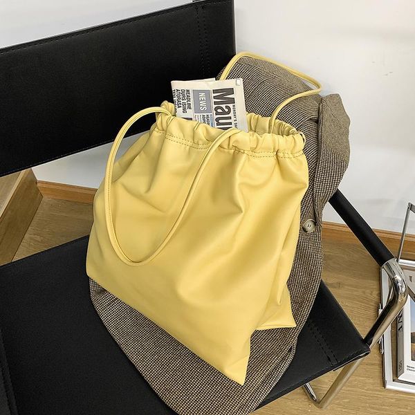 original design simple soft face handbag 2020 korean new fashion large capacity versatile shoulder bucket bag multi-function bag
original design simple soft face handbag 2020 korean new fashion large capacity versatile shoulder bucket bag multi-function bag