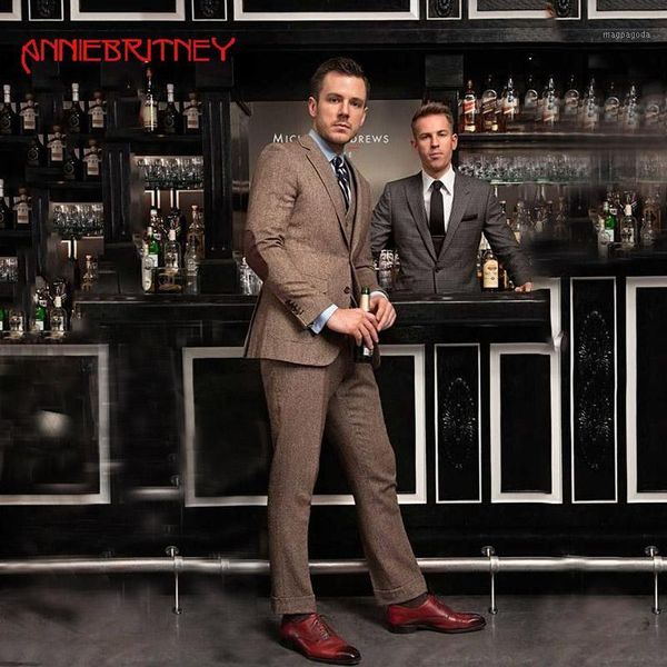 custom made brow tweed men suits for wedding men's classic suit 3 pieces handsome groom tuxedo slim fit men blazer retro suits1, White;black
custom made brow tweed men suits for wedding men's classic suit 3 pieces handsome groom tuxedo slim fit men blazer retro suits1, White;black