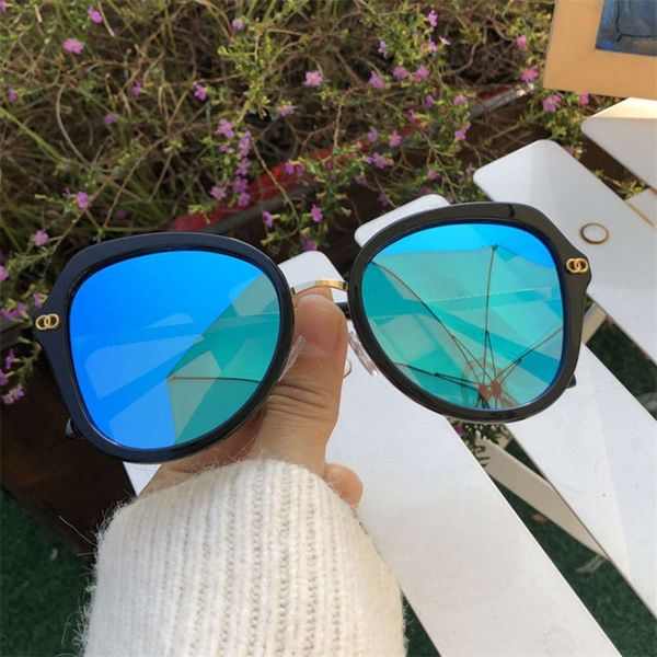 high grade women's round polarized ms sunglasses professional driving sunglasses new simple anti ultraviolet glasses, White;black
high grade women's round polarized ms sunglasses professional driving sunglasses new simple anti ultraviolet glasses, White;black