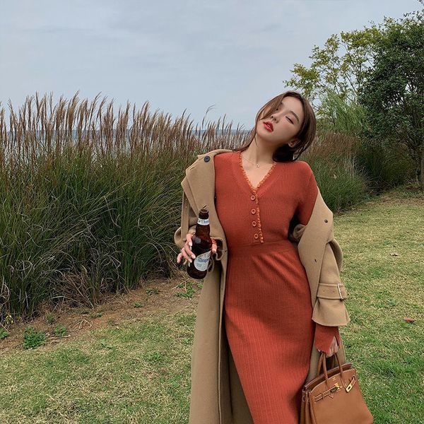 2021 new sweater women long sleeve thin elegant party knitted female autumn winter slim v-neck one-piece dress korean 79z9, Black;gray
2021 new sweater women long sleeve thin elegant party knitted female autumn winter slim v-neck one-piece dress korean 79z9, Black;gray