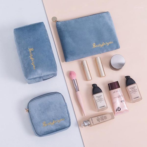 cosmetic bags & cases flannel storage bag portable female clutch large capacity lipstick nordic style ins four-piece set1
cosmetic bags & cases flannel storage bag portable female clutch large capacity lipstick nordic style ins four-piece set1