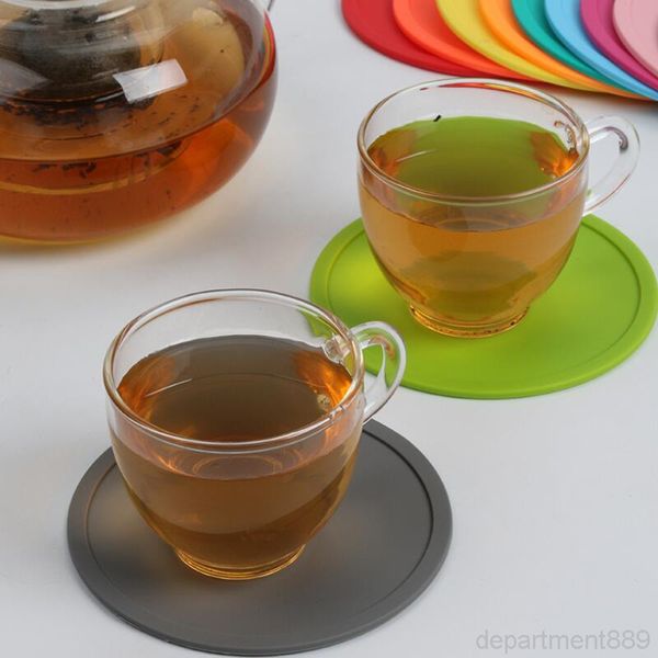 a-fedex silicone drink coaster pads absorbing moisture to prevent damage from spill scratch for any table type owb2092
a-fedex silicone drink coaster pads absorbing moisture to prevent damage from spill scratch for any table type owb2092