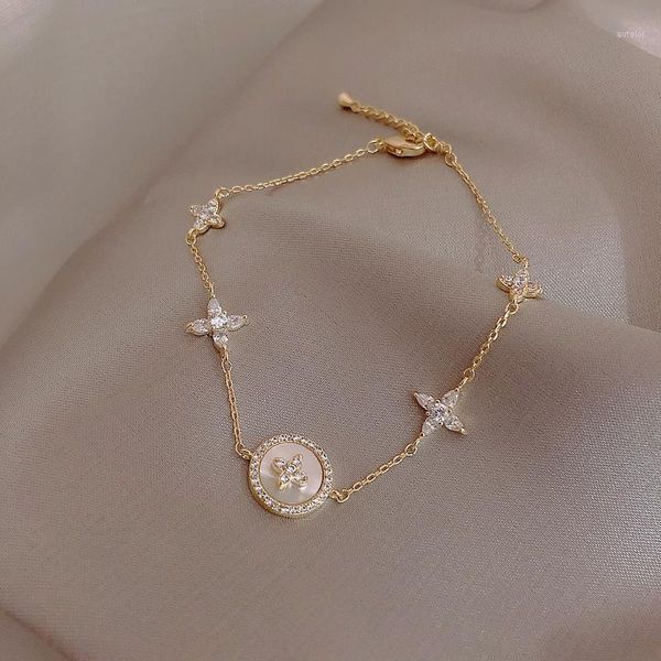 2020 korea fashion jewelry exquisite copper inlay zircon flower round shell pendant low simple female bracelet1, Black
2020 korea fashion jewelry exquisite copper inlay zircon flower round shell pendant low simple female bracelet1, Black