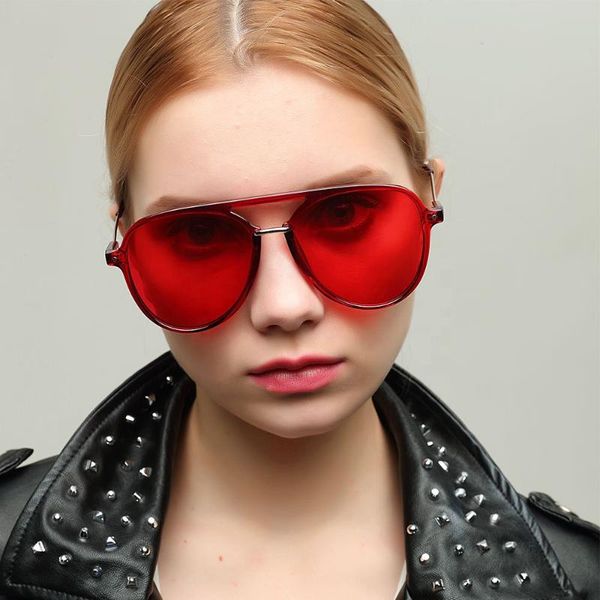 sunglasses 2021 trending red oversize halley women shades trendy punk fashion aesthetic classic vintage, White;black
sunglasses 2021 trending red oversize halley women shades trendy punk fashion aesthetic classic vintage, White;black
