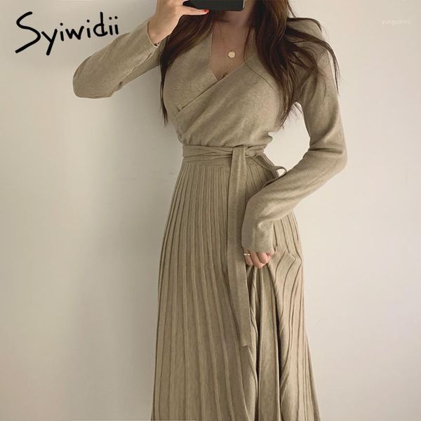 syiwidii dress women winter v neck elegant with belt high waist long knit pleated dress a line black beige solid empire clothes1, Black;gray
syiwidii dress women winter v neck elegant with belt high waist long knit pleated dress a line black beige solid empire clothes1, Black;gray
