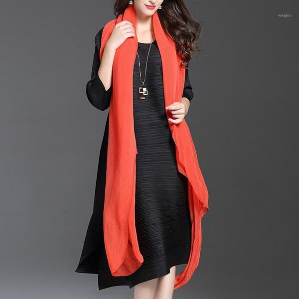 issey pleated women casual loose large size dress elastic three quarter sleeve black blue gray green folds straight midi dress1, Black;gray
issey pleated women casual loose large size dress elastic three quarter sleeve black blue gray green folds straight midi dress1, Black;gray