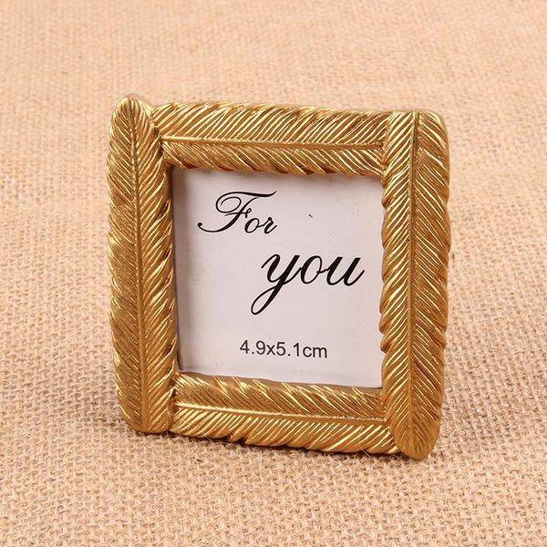 exquisite feather p frame 4 inch ps frames creative metal p frame simple ps frames home decoration1
exquisite feather p frame 4 inch ps frames creative metal p frame simple ps frames home decoration1