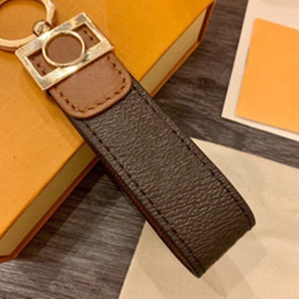 fashion key buckle keychain handmade real leather keychains man woman pendant accessories keychain accessories charms with box for gift, Silver
fashion key buckle keychain handmade real leather keychains man woman pendant accessories keychain accessories charms with box for gift, Silver