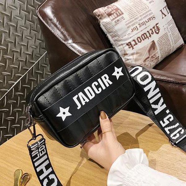 fashion new luxury handbags 2020 women bags designer clutch strap small female bags shoulder messenger bag crossbody red black
fashion new luxury handbags 2020 women bags designer clutch strap small female bags shoulder messenger bag crossbody red black