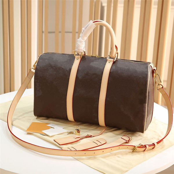 2021 handbag handbags cross laser body bag transparent duffle pvc travel colour luggage shoulder bag large capacity luxury brilliant ba exhb, Red;black
2021 handbag handbags cross laser body bag transparent duffle pvc travel colour luggage shoulder bag large capacity luxury brilliant ba exhb, Red;black