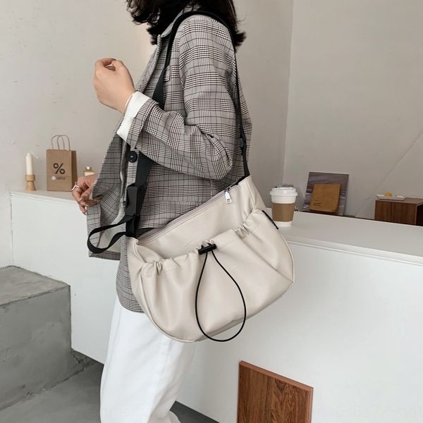 simple and fashionable women's bucket postman package postman package bucket autumn winter 2020 new style messenger bag fashion drawstr
simple and fashionable women's bucket postman package postman package bucket autumn winter 2020 new style messenger bag fashion drawstr