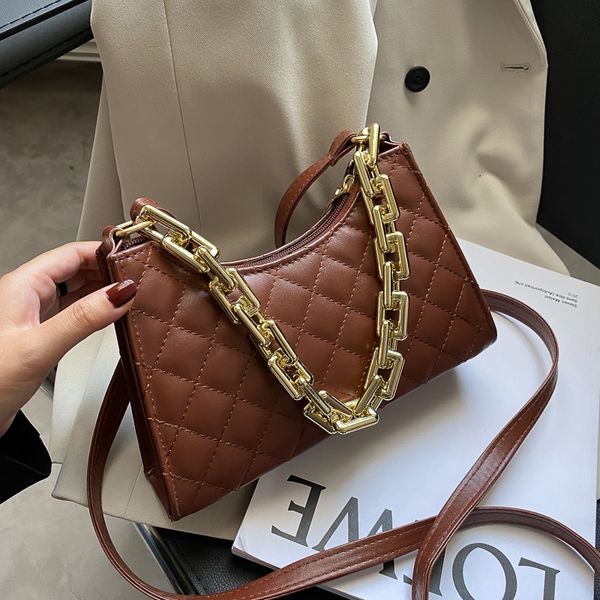 armpit armpit women's new chain new 2020 single shoulder messenger bag women's texture versatile portable small fragrance lingge c
armpit armpit women's new chain new 2020 single shoulder messenger bag women's texture versatile portable small fragrance lingge c