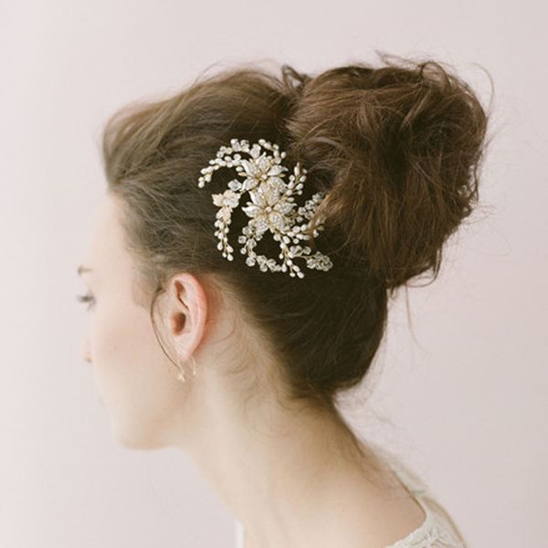 freshwater pearls export european and american bride sun flower hair comb crystal bride hair decoration twigs style, Golden;silver
freshwater pearls export european and american bride sun flower hair comb crystal bride hair decoration twigs style, Golden;silver
