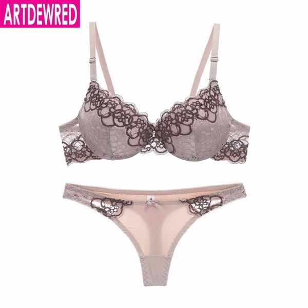 high-end brand new arrival lace bra set push up underwear set women panties thin thick cup hollow lace intimates bras lingerie c1114, Red;black
high-end brand new arrival lace bra set push up underwear set women panties thin thick cup hollow lace intimates bras lingerie c1114, Red;black