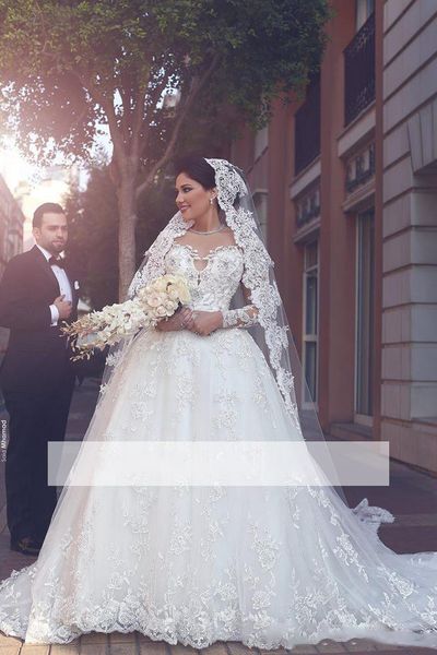 vintage tulle lace appliques a-line wedding dresses new elegant long-sleeves covered button wedding bridal ball gowns with long train, White
vintage tulle lace appliques a-line wedding dresses new elegant long-sleeves covered button wedding bridal ball gowns with long train, White