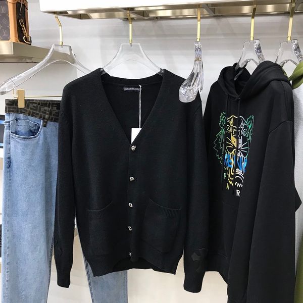 ch / crosin 20 new warm base shirt casual embroidery t-shirt sweater coat men's and women's, Black
ch / crosin 20 new warm base shirt casual embroidery t-shirt sweater coat men's and women's, Black