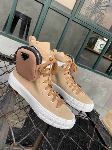 designer new couple short boots luxurys motorcycle boot with mini bag men's and women's high-shoes sneakers brand wholesale size 3, Black
designer new couple short boots luxurys motorcycle boot with mini bag men's and women's high-shoes sneakers brand wholesale size 3, Black