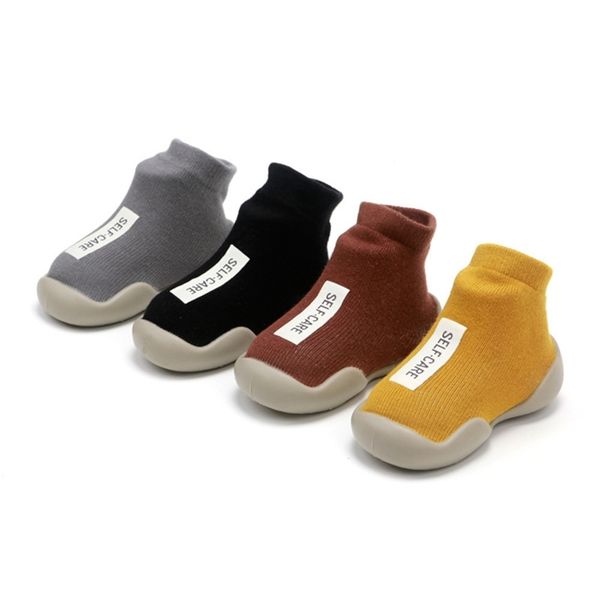 new baby socks shoes with rubber sole infant sock newborn girls boys floor socks kids anti slip soft sole toddler shoes y200404
new baby socks shoes with rubber sole infant sock newborn girls boys floor socks kids anti slip soft sole toddler shoes y200404