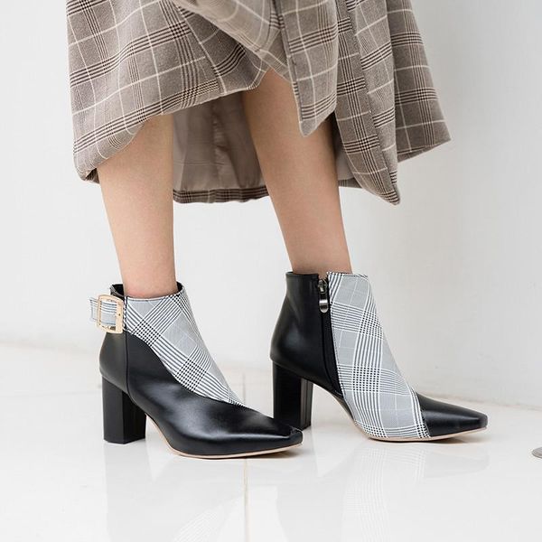 boots ymechic 2021 fashion plaid white black buckle womens high heels ankle autumn winter pointed toe ladies shoes plus size
boots ymechic 2021 fashion plaid white black buckle womens high heels ankle autumn winter pointed toe ladies shoes plus size