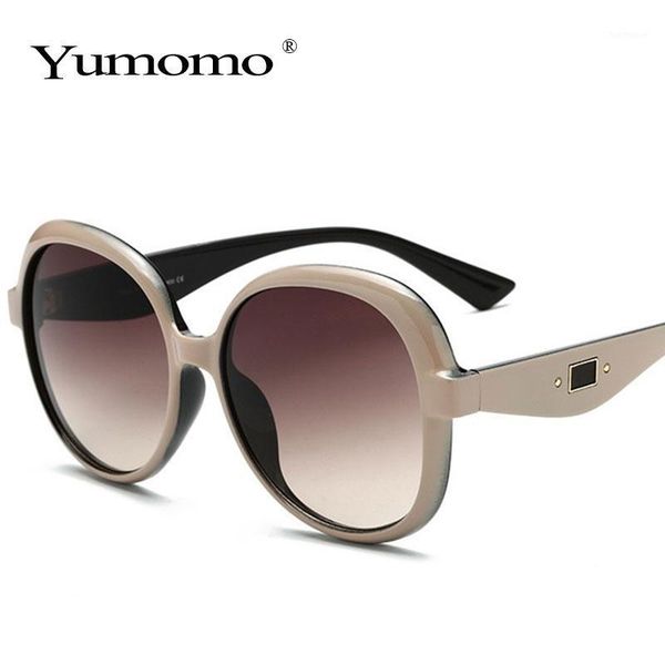 plastic classic vintage sunglasses women oversized round frame designer female glasses big shades oculos1, White;black
plastic classic vintage sunglasses women oversized round frame designer female glasses big shades oculos1, White;black