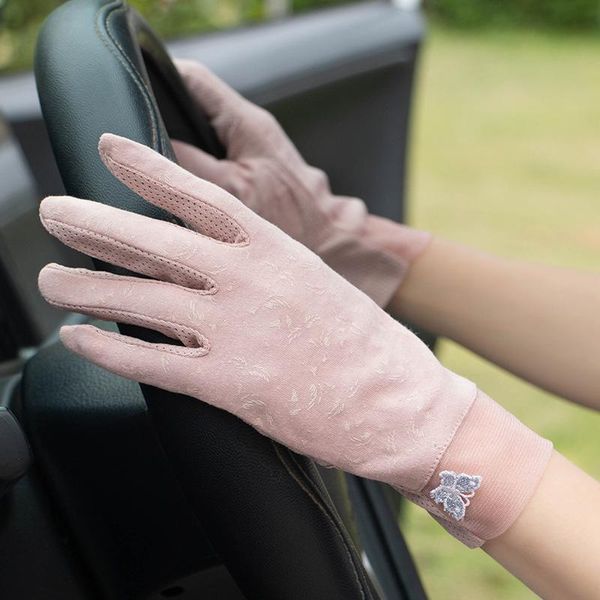 summer women sunscreen touch screen cotton gloves thin breathable non-slip anti-uv female drive elasticity lace gloves, Blue;gray
summer women sunscreen touch screen cotton gloves thin breathable non-slip anti-uv female drive elasticity lace gloves, Blue;gray