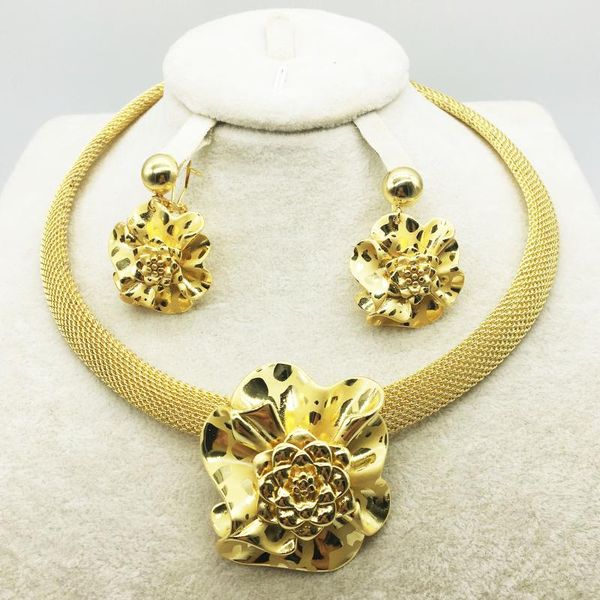 wholesale new dubai gold jewelry women's fashion necklace boutique jewelry set wedding necklace 24k gold design, Silver
wholesale new dubai gold jewelry women's fashion necklace boutique jewelry set wedding necklace 24k gold design, Silver