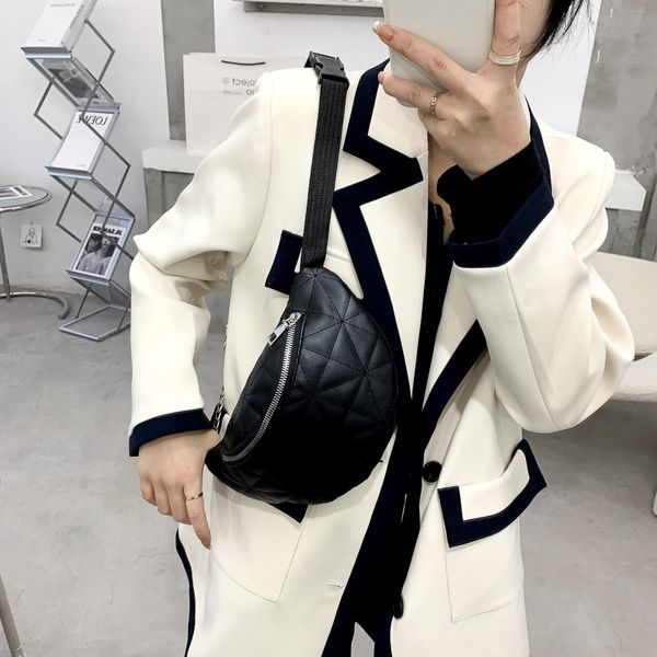 2020 women waist bag fashion bumbag for woman belt bag lady cross body bag sac banane black and white olds high quality
2020 women waist bag fashion bumbag for woman belt bag lady cross body bag sac banane black and white olds high quality