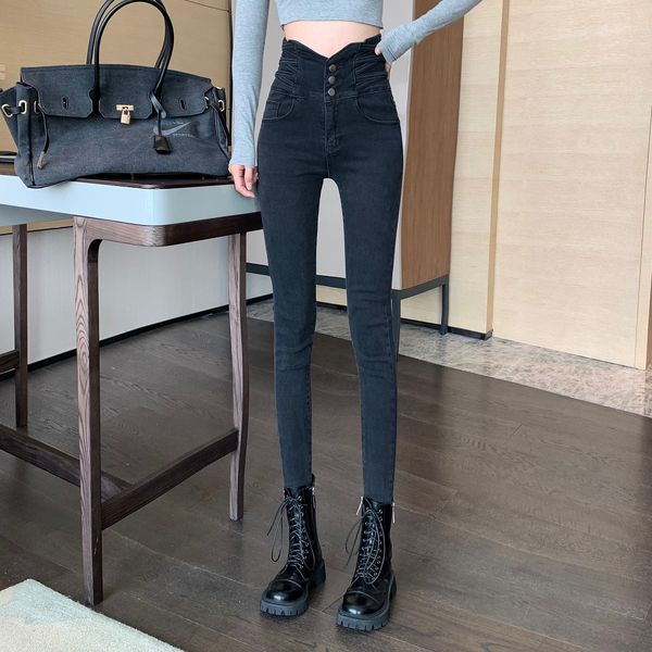 2020 autumn new korean high waist skinny tight versatile small foot pencil jeans pants women's wear
2020 autumn new korean high waist skinny tight versatile small foot pencil jeans pants women's wear