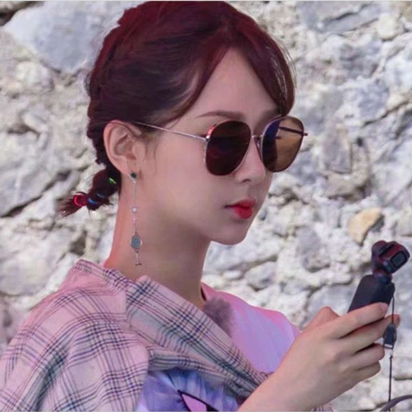 gm's yang zi's sunglasses, women's fashion, new qiwei polarizing sunglasses, anti ultraviolet, men's round face, thin ma, White;black
gm's yang zi's sunglasses, women's fashion, new qiwei polarizing sunglasses, anti ultraviolet, men's round face, thin ma, White;black
