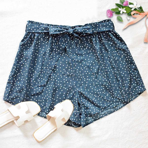 2020 new summer shorts women's loose thin wide leg versatile a-line pants, White;black
2020 new summer shorts women's loose thin wide leg versatile a-line pants, White;black
