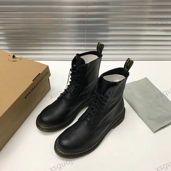 womens boots winter snow booties doc shoes triple black white red green blue men women boot sneakers chaussures size 35-40
womens boots winter snow booties doc shoes triple black white red green blue men women boot sneakers chaussures size 35-40