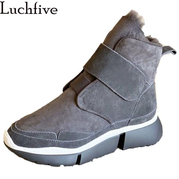 2020 new wool snow boots woman buckle stickers designer high help fur boots winter warm comfortable flat shoes ankle woman, Black
2020 new wool snow boots woman buckle stickers designer high help fur boots winter warm comfortable flat shoes ankle woman, Black
