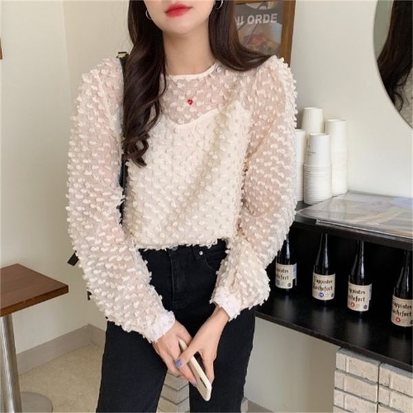 2021 new early spring sweet and slightly transparent round neck three-dimensional fur design puff sleeve shirt arjs, White
2021 new early spring sweet and slightly transparent round neck three-dimensional fur design puff sleeve shirt arjs, White