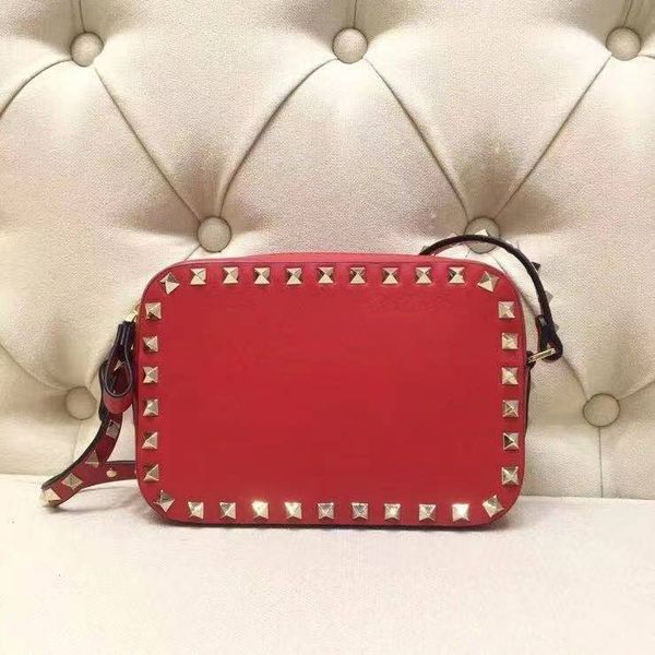 flat small bags luxurys designers bags gold rivet handbags clutch crossbody bags camera bag red black nude pink red blue colors
flat small bags luxurys designers bags gold rivet handbags clutch crossbody bags camera bag red black nude pink red blue colors