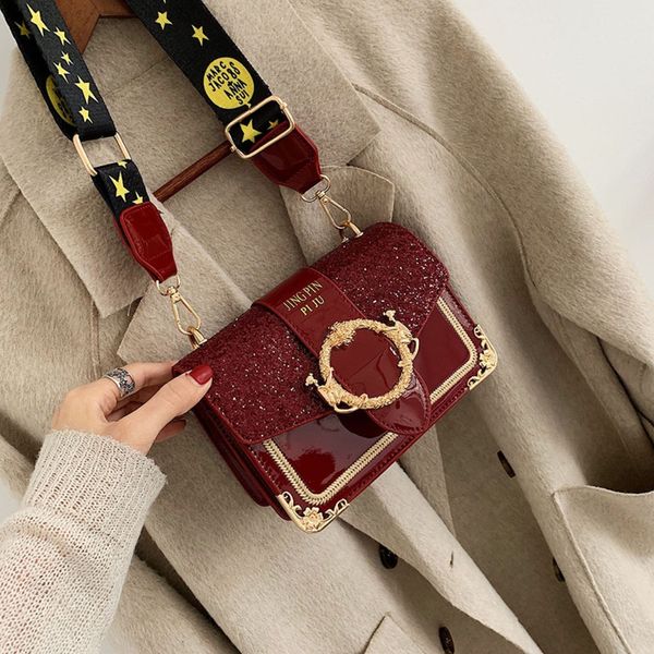 patent leather bright bagshoulder strap small square bagface women's bag 2020 new personalized fashion wide shoulder strap crossbody sm 
patent leather bright bagshoulder strap small square bagface women's bag 2020 new personalized fashion wide shoulder strap crossbody sm