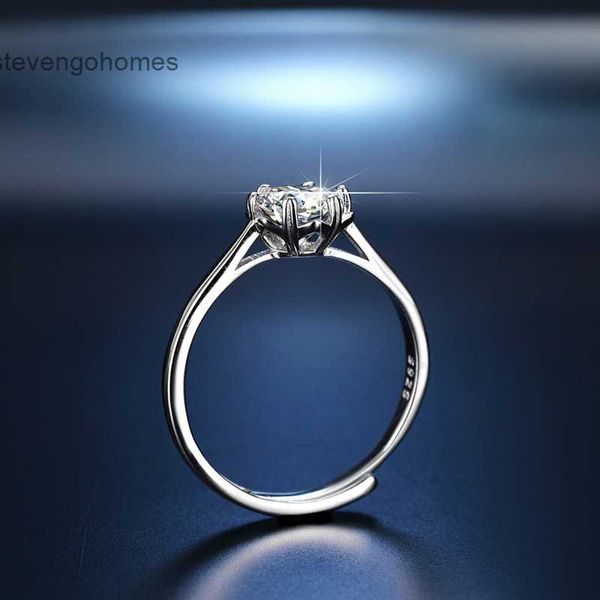snowflake new 925 silver south six claw korea with drill pen american d color mosang stone net red ring
snowflake new 925 silver south six claw korea with drill pen american d color mosang stone net red ring