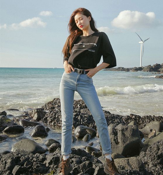women's jeans high waist korean summer skinny jean slim femme holes in light blue pencil pants aesthetic y2k fashion 2021
women's jeans high waist korean summer skinny jean slim femme holes in light blue pencil pants aesthetic y2k fashion 2021