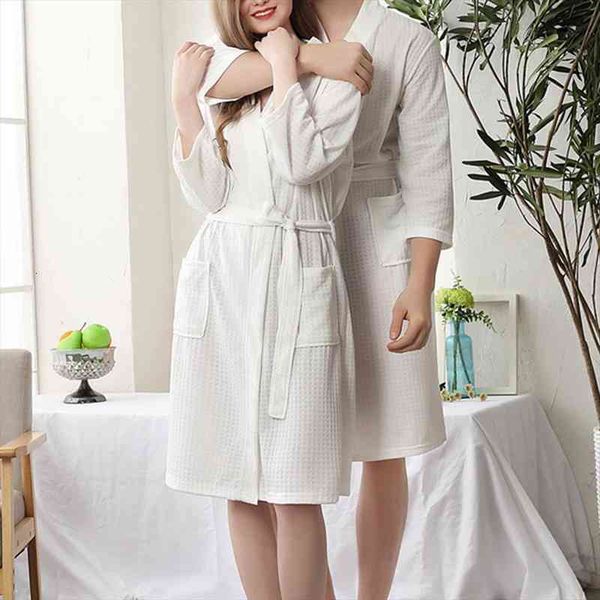 women water absorption bath robe solid waffle bathrobe spa home dress nightgown, Black;red
women water absorption bath robe solid waffle bathrobe spa home dress nightgown, Black;red