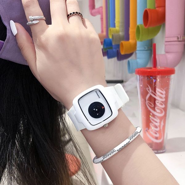 designer extremely style watch woman simple temperament atmosphere new concept domineering personality fashion man cool couple
designer extremely style watch woman simple temperament atmosphere new concept domineering personality fashion man cool couple