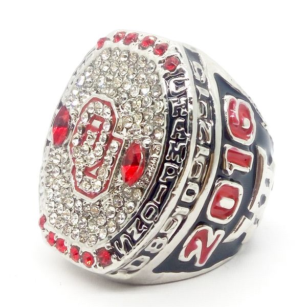 2016 the university of oklahoma sooners american football back to back champions ring stoops, Golden;silver
2016 the university of oklahoma sooners american football back to back champions ring stoops, Golden;silver