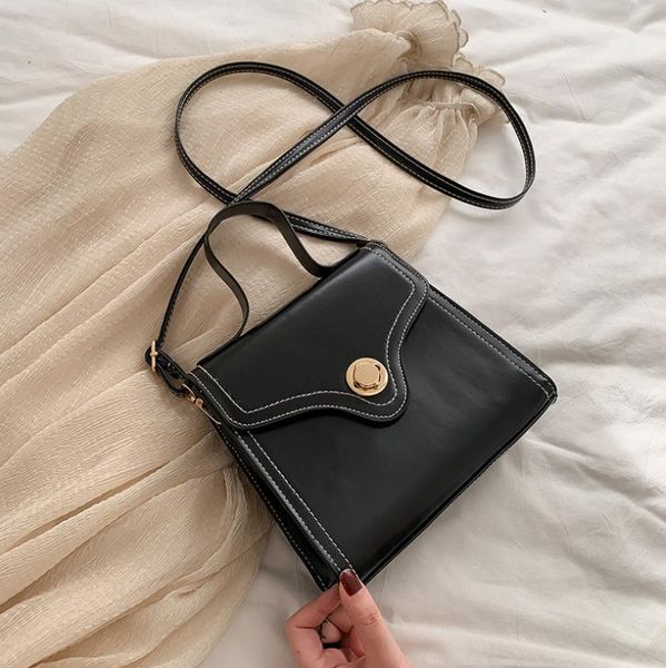 дизайнер женщина сумки кошелек мода женщины сумка нашивка плечо сумка lady crossbody сумка оптом
дизайнер женщина сумки кошелек мода женщины сумка нашивка плечо сумка lady crossbody сумка оптом