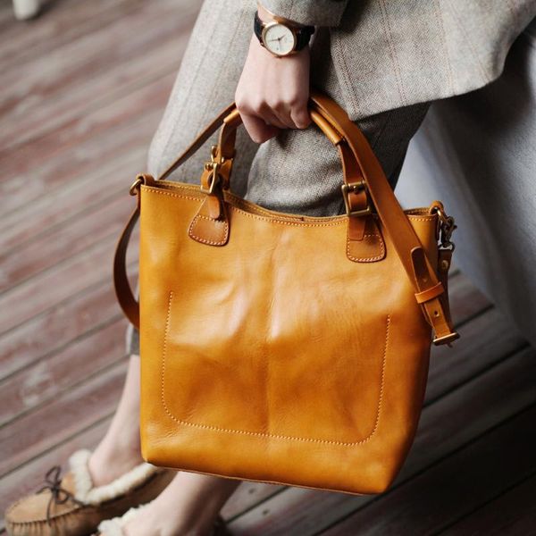 vintage real genuine leather handbags big women tote bags female fashion designer office ladies shoulder bags 2020
vintage real genuine leather handbags big women tote bags female fashion designer office ladies shoulder bags 2020