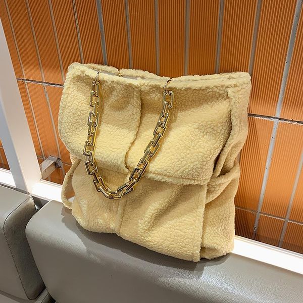 shoulder bags niche design fall/winter large-capacity handbag fashion lamb wool plush underarm bag bucket tote width:28cm
shoulder bags niche design fall/winter large-capacity handbag fashion lamb wool plush underarm bag bucket tote width:28cm