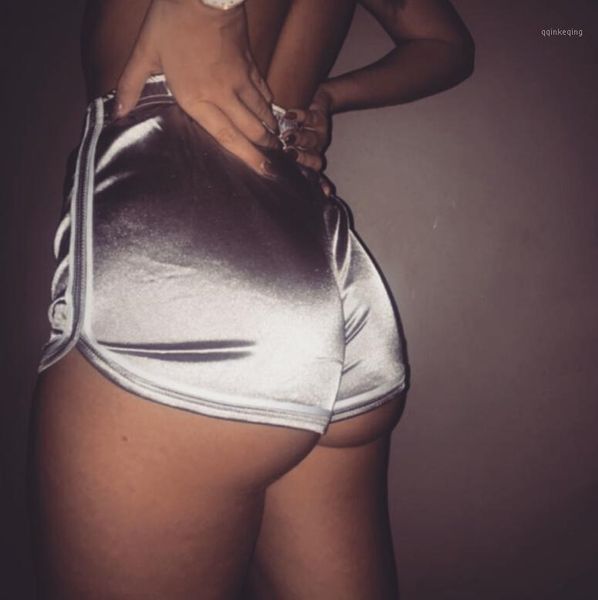 brand 2019 women shorts summer solid black/silver/wine red silk stain slim beach casual white egde high waist shorts, White;black
brand 2019 women shorts summer solid black/silver/wine red silk stain slim beach casual white egde high waist shorts, White;black