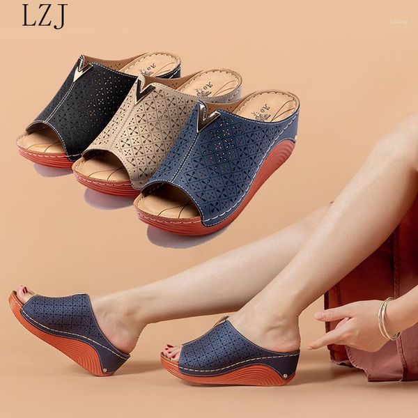 2021 new women sandals plus size 41 wedges shoes woman heels sandals chaussures femme soft bottom platform for woman1, Black
2021 new women sandals plus size 41 wedges shoes woman heels sandals chaussures femme soft bottom platform for woman1, Black