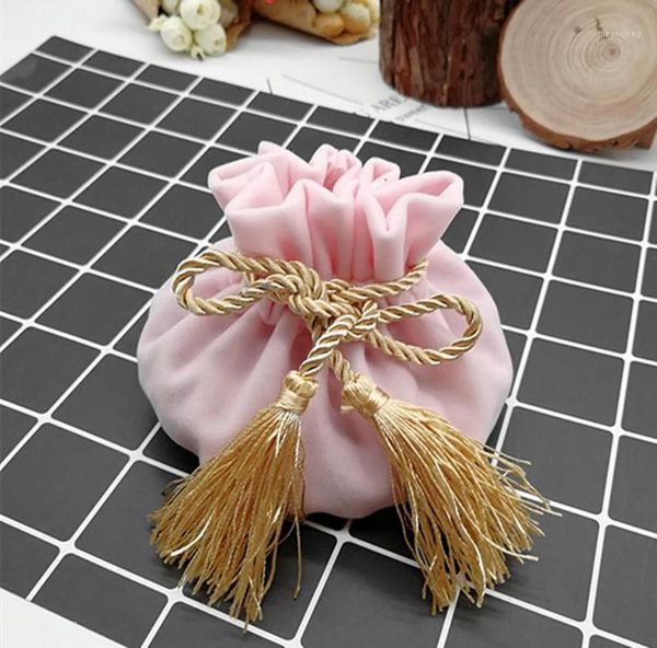 light pink velvet favors packaging bags gift pouches drawstring bag jewelry packing party bead container storage pouch1
light pink velvet favors packaging bags gift pouches drawstring bag jewelry packing party bead container storage pouch1