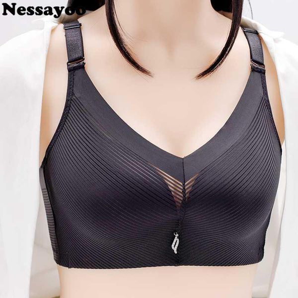 bras full coverage for women push up lingerie seamless wire bralette large size 44 46 48 c d e cup minimizer brassiere1, Red;black
bras full coverage for women push up lingerie seamless wire bralette large size 44 46 48 c d e cup minimizer brassiere1, Red;black