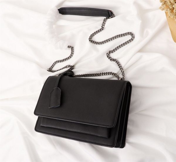 2021 new high-quality fashion letters woman shoulder bag genuine leather ladies small square bag light wild simple female messenger bag
2021 new high-quality fashion letters woman shoulder bag genuine leather ladies small square bag light wild simple female messenger bag